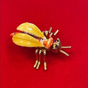 J.J. Jonette Gold and Yellow Bee/Wasp Enameled Vintage Brooch. Slight wear